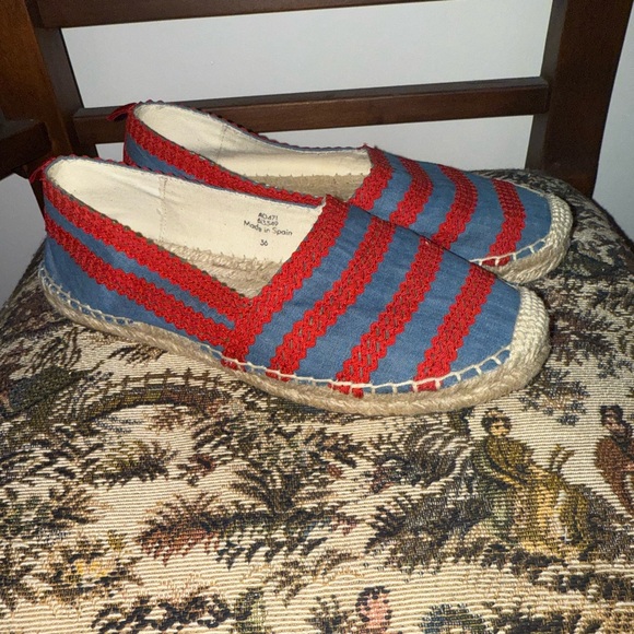 BODEN Violette Espadrilles in Chambray and Red Pop Ric Rac, sz 36 EU - Picture 5 of 16